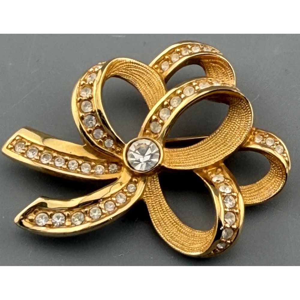Vintage Swarovski Ribbon Bow Brooch Gold Tone Clear Crystals Signed 2"